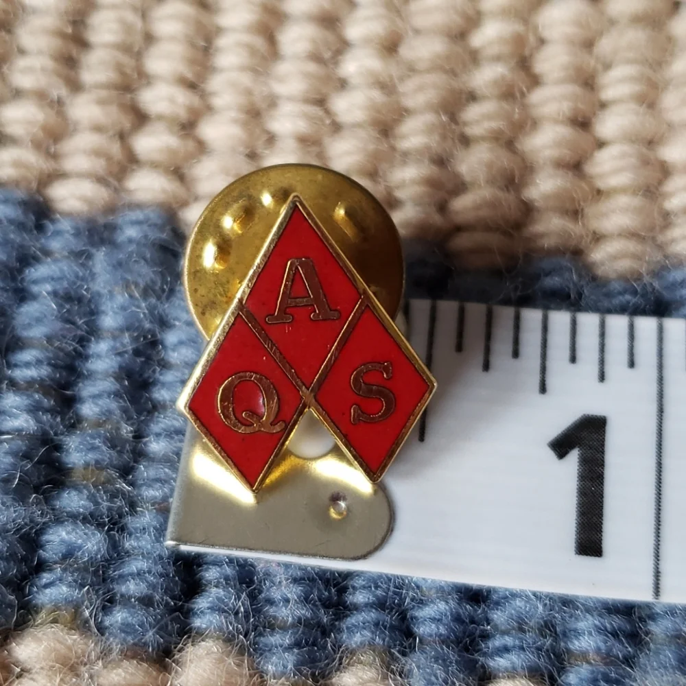 Vintage Quilting Sewing Pins Lot